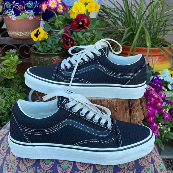 NIB Black Old Skool Vans Sz 8 - Picture 4 of 16